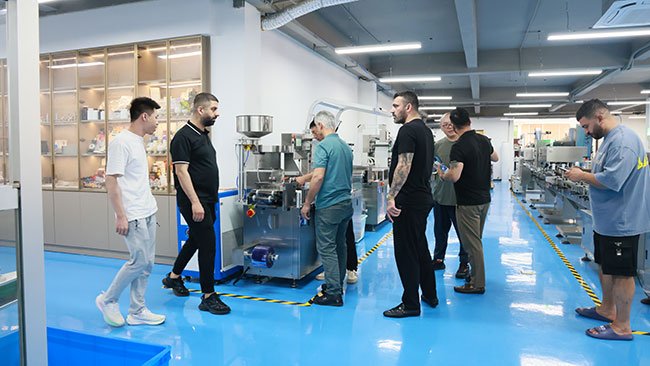 packaging machinery manufacturer