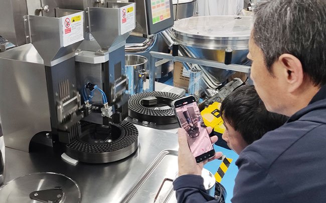 capsule filler machine